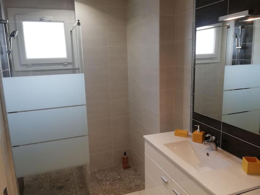 Appartement Dans Villa โป ภายนอก รูปภาพ